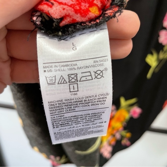 𝅺[l] Old Navy Black Long Sleeve Spring Floral Print Button-Down Tunic Top - Picture 12 of 14